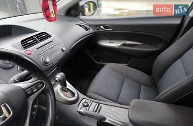 Хэтчбек Honda Civic 2008 в 
