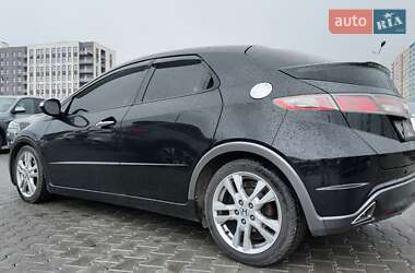 Хэтчбек Honda Civic 2008 в 
