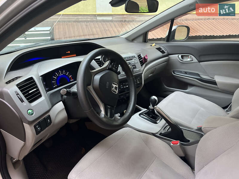 Седан Honda Civic 2012 в Киеве