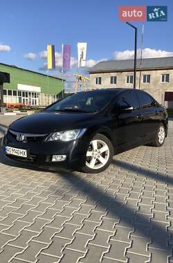 Седан Honda Civic 2006 в Ужгороді