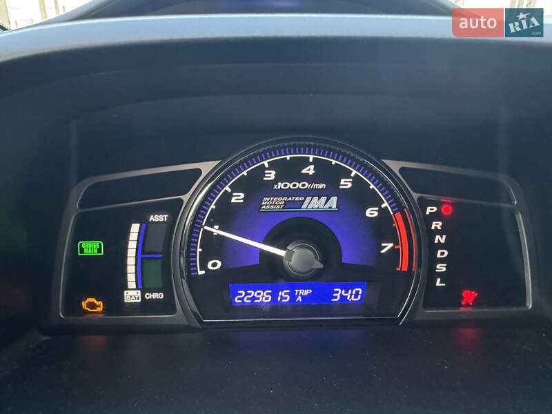 Седан Honda Civic 2006 в Коростене