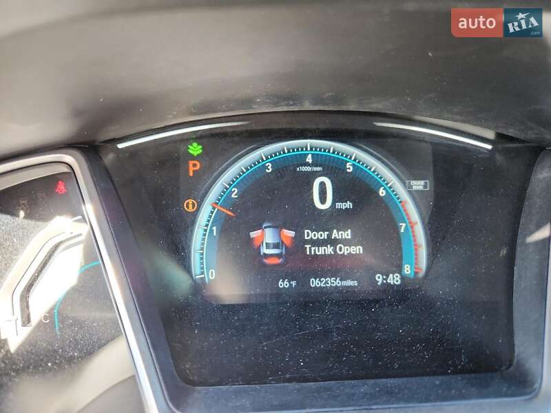 Седан Honda Civic 2018 в Львове