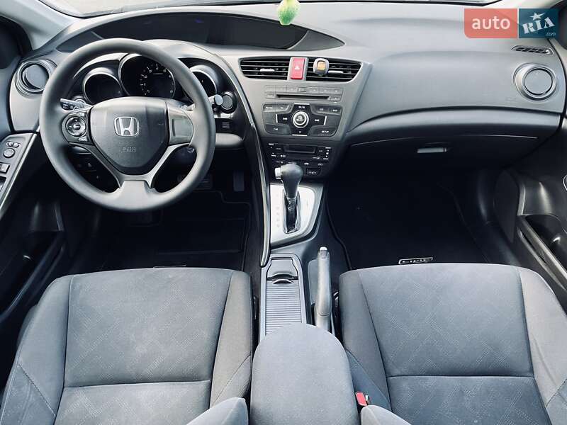 Хэтчбек Honda Civic 2013 в Киеве