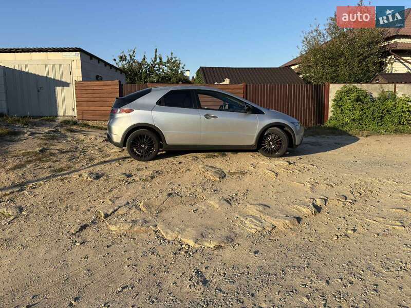 Хэтчбек Honda Civic 2006 в Житомире фото 4 Хэтчбек Honda Civic 2006 в Житомире