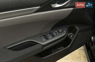 Седан Honda Civic 2019 в 