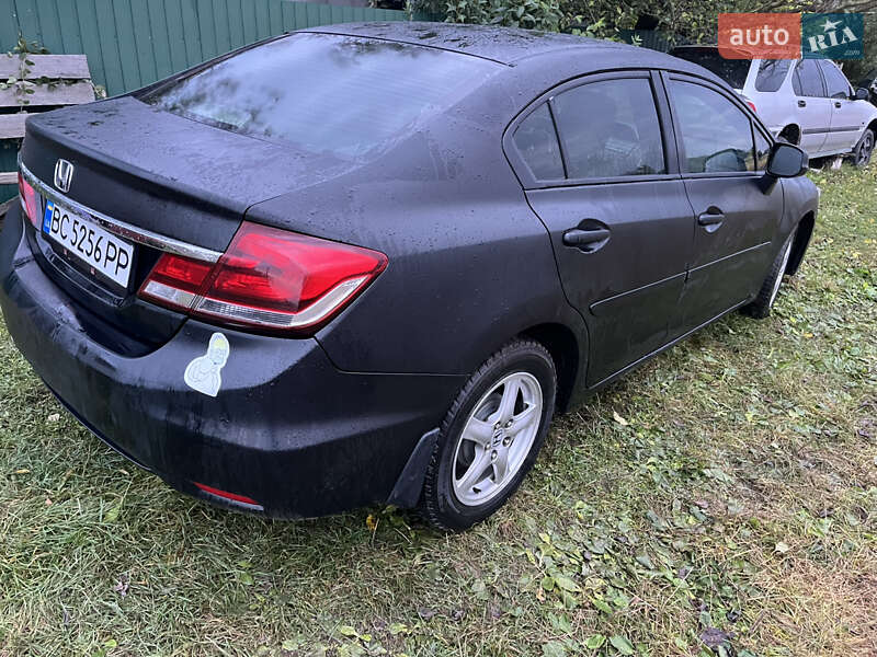 Седан Honda Civic 2013 в Корце фото 3 Седан Honda Civic 2013 в Корце