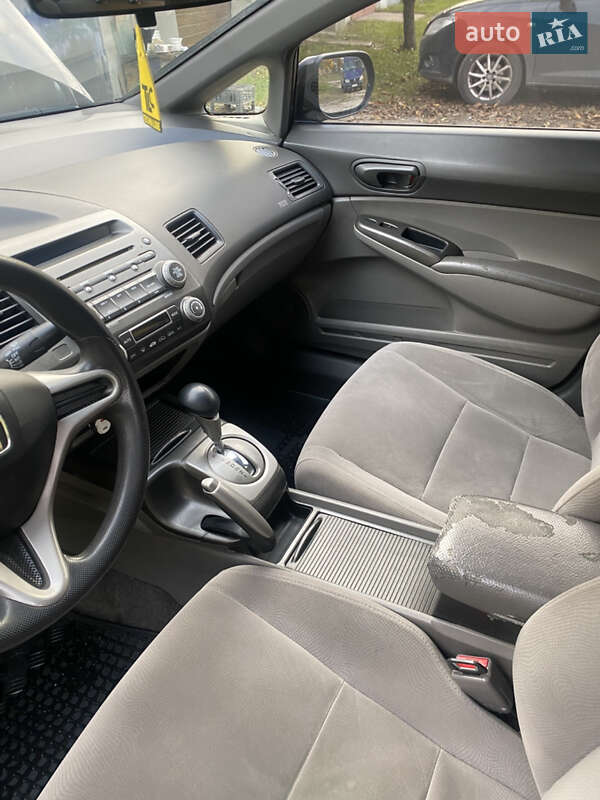 Седан Honda Civic 2007 в Тернополі
