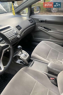 Седан Honda Civic 2007 в  фото 14 Седан Honda Civic 2007 в