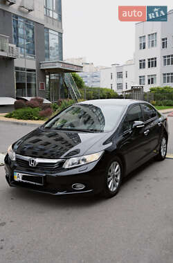 Седан Honda Civic 2012 в Киеве