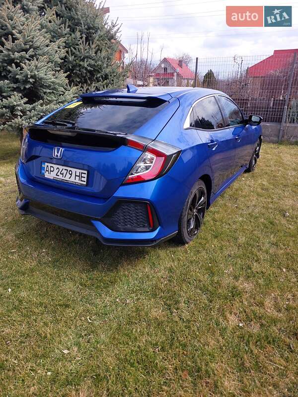Хетчбек Honda Civic 2018 в Запоріжжі