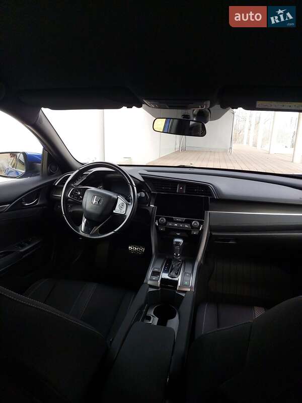 Хетчбек Honda Civic 2018 в Запоріжжі