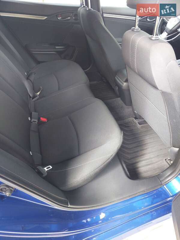 Хетчбек Honda Civic 2018 в Запоріжжі