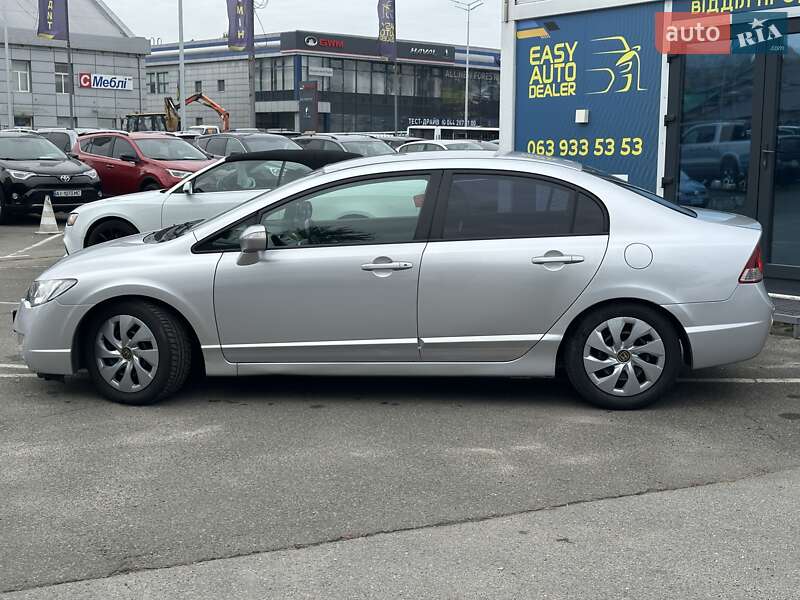 Седан Honda Civic 2007 в Киеве
