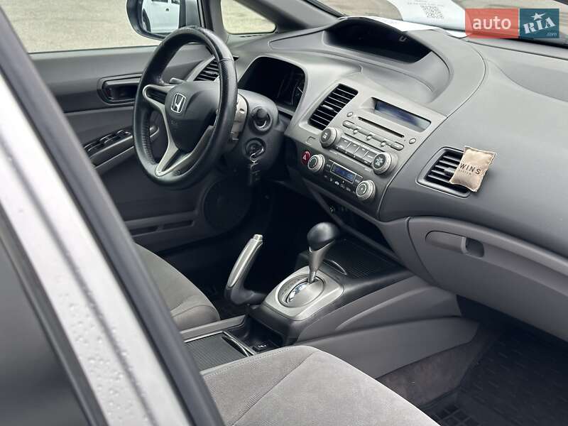 Седан Honda Civic 2007 в Киеве