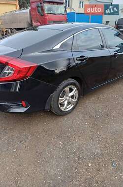 Седан Honda Civic 2019 в 
