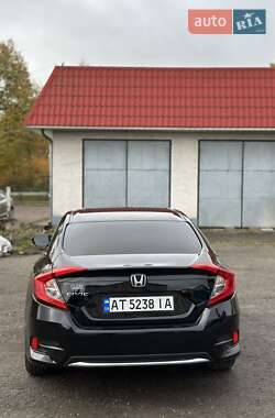 Седан Honda Civic 2019 в 
