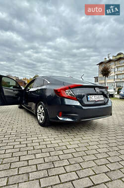 Седан Honda Civic 2016 в 