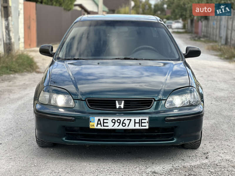 Седан Honda Civic 1997 в Дніпрі