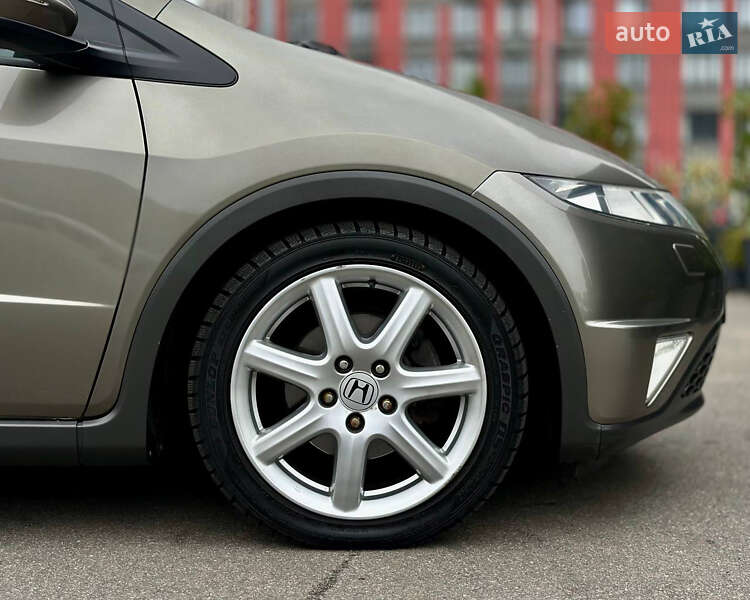 Хетчбек Honda Civic 2008 в Києві фото 11 Хетчбек Honda Civic 2008 в Києві