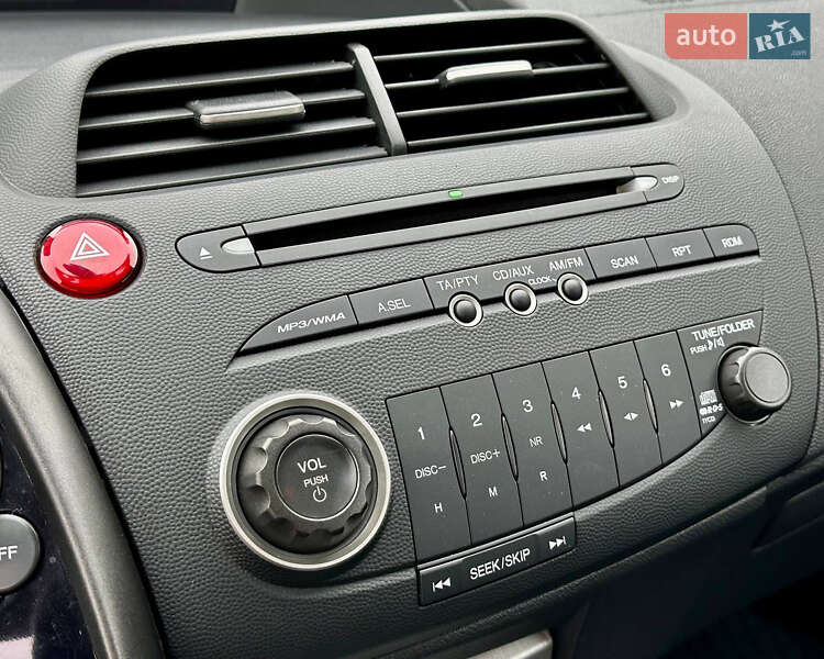 Хетчбек Honda Civic 2008 в Києві фото 24 Хетчбек Honda Civic 2008 в Києві