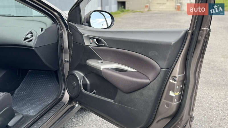 Хетчбек Honda Civic 2010 в Вінниці фото 35 Хетчбек Honda Civic 2010 в Вінниці