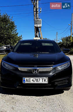 Седан Honda Civic 2016 в Днепре