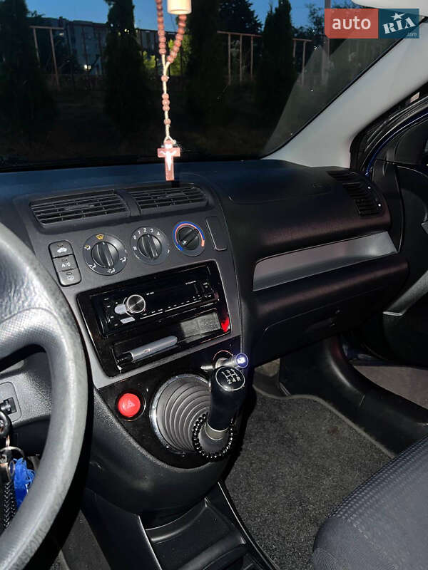 Хэтчбек Honda Civic 2001 в Дрогобыче фото 26 Хэтчбек Honda Civic 2001 в Дрогобыче