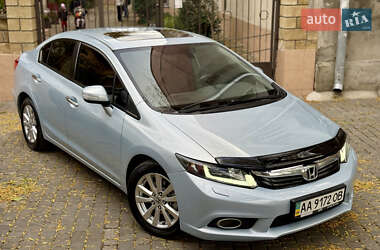 Седан Honda Civic 2012 в  фото 5 Седан Honda Civic 2012 в
