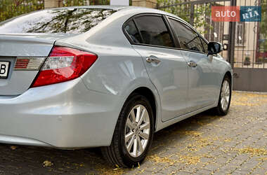 Седан Honda Civic 2012 в  фото 9 Седан Honda Civic 2012 в