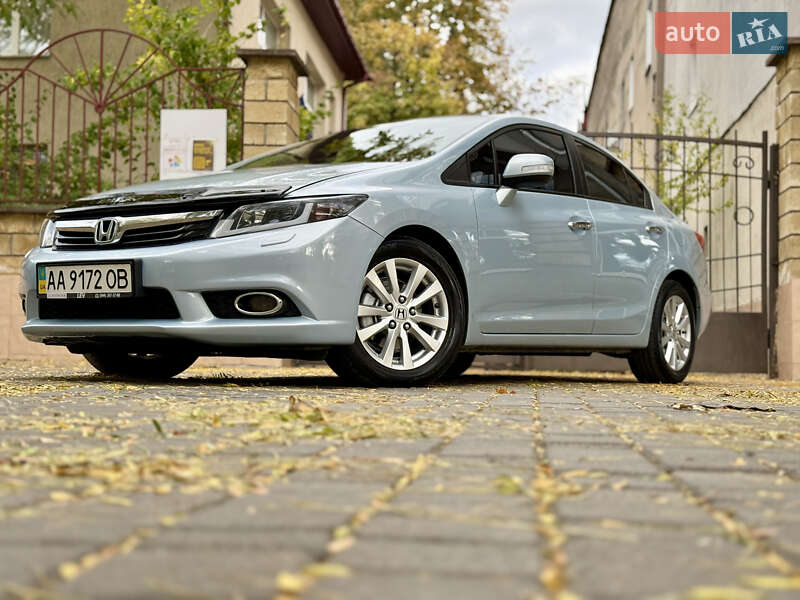 Седан Honda Civic 2012 в Киеве фото 20 Седан Honda Civic 2012 в Киеве