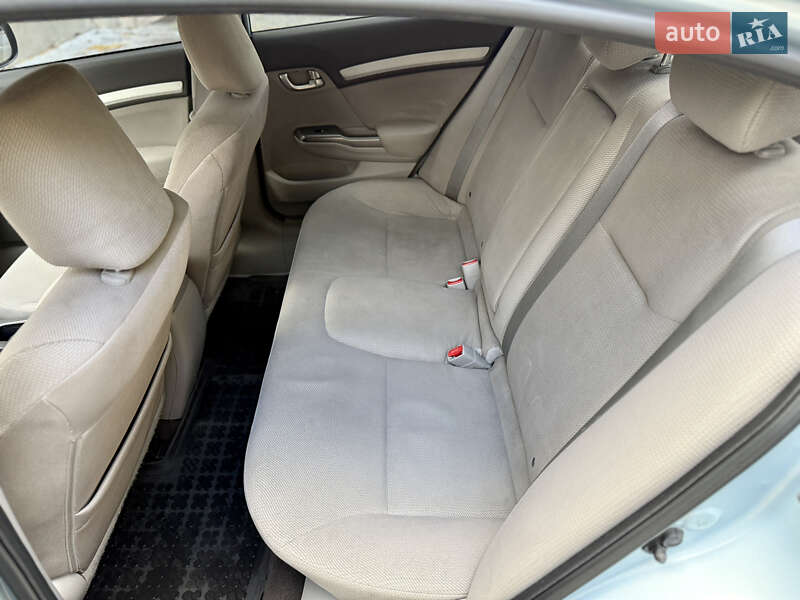Седан Honda Civic 2012 в Киеве фото 38 Седан Honda Civic 2012 в Киеве
