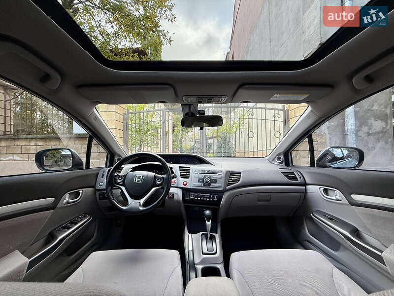 Седан Honda Civic 2012 в Киеве фото 42 Седан Honda Civic 2012 в Киеве