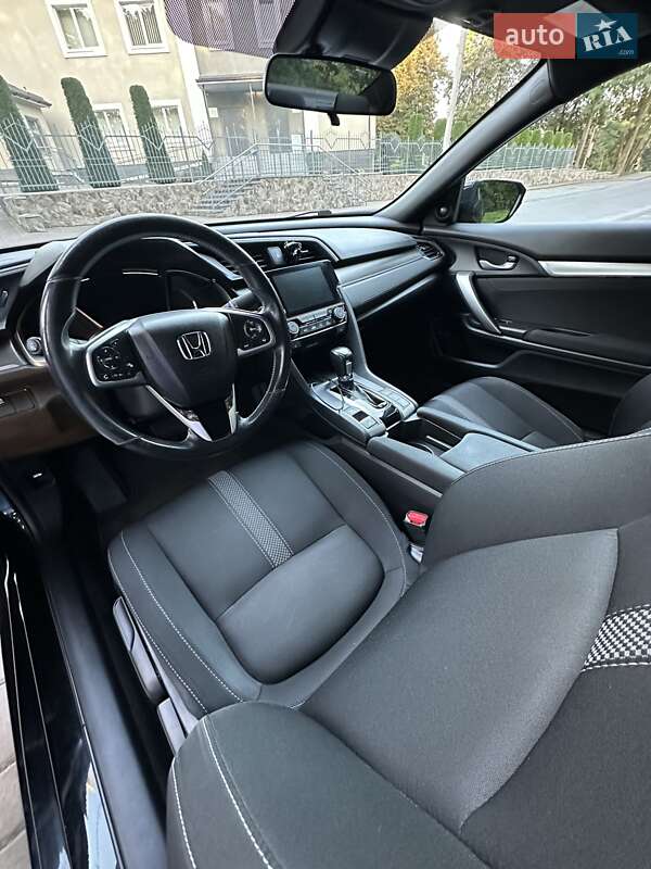 Купе Honda Civic 2020 в Львове фото 8 Купе Honda Civic 2020 в Львове