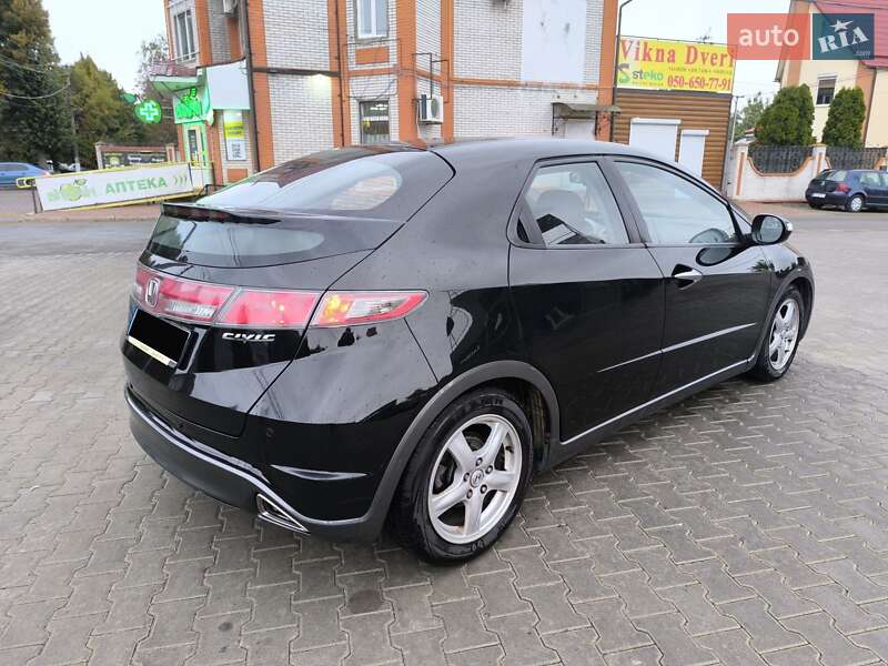 Хэтчбек Honda Civic 2008 в Киеве фото 5 Хэтчбек Honda Civic 2008 в Киеве