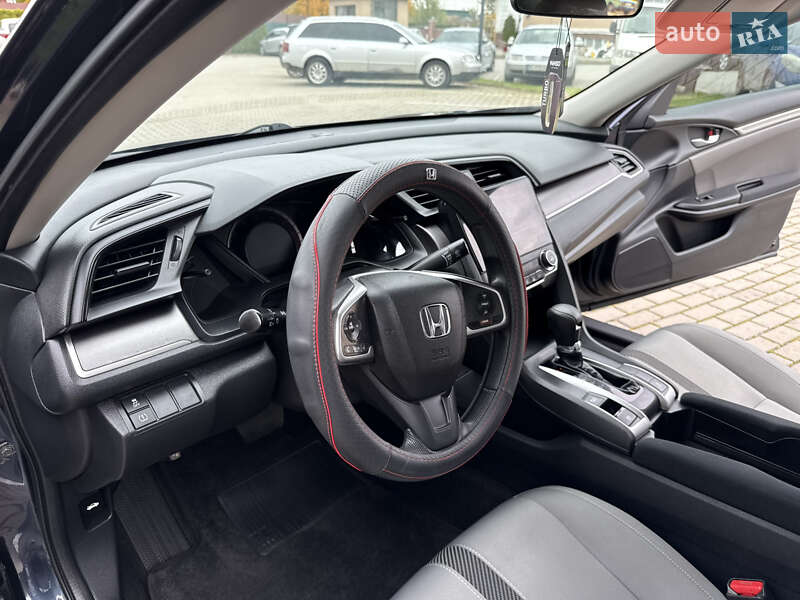 Седан Honda Civic 2016 в Львове фото 30 Седан Honda Civic 2016 в Львове