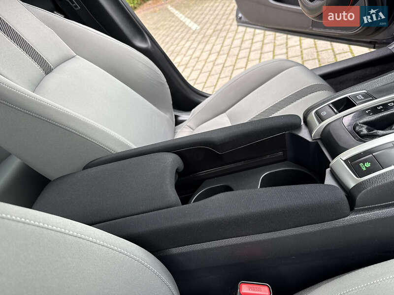 Седан Honda Civic 2016 в Львове фото 35 Седан Honda Civic 2016 в Львове
