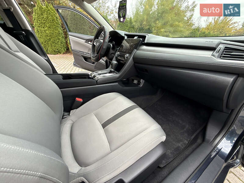 Седан Honda Civic 2016 в Львове фото 40 Седан Honda Civic 2016 в Львове