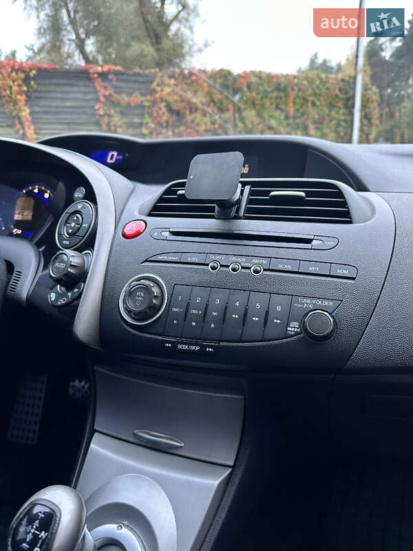 Хетчбек Honda Civic 2008 в Києві фото 8 Хетчбек Honda Civic 2008 в Києві