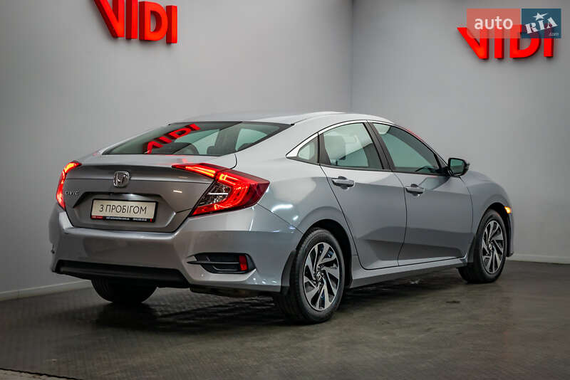 Седан Honda Civic 2018 в Києві фото 2 Седан Honda Civic 2018 в Києві