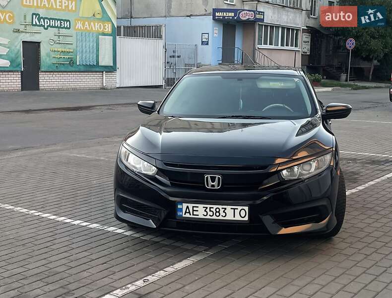 Седан Honda Civic 2017 в Павлограде