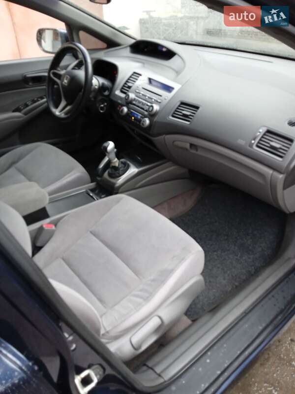 Седан Honda Civic 2007 в Радехові