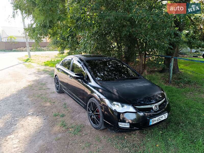 Седан Honda Civic 2008 в  фото Седан Honda Civic 2008 в