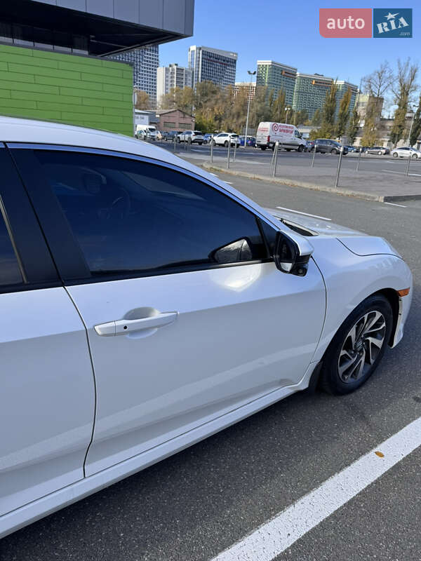 Седан Honda Civic 2017 в Киеве фото 15 Седан Honda Civic 2017 в Киеве