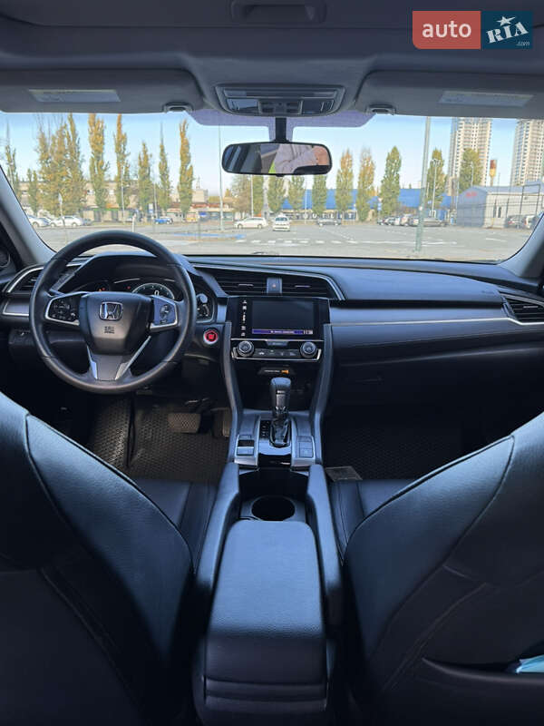 Седан Honda Civic 2017 в Киеве фото 18 Седан Honda Civic 2017 в Киеве