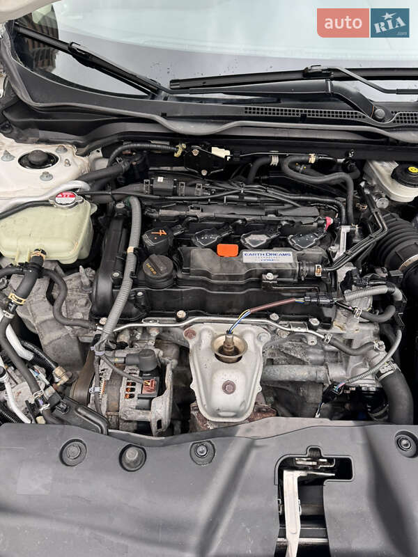 Седан Honda Civic 2017 в Киеве фото 23 Седан Honda Civic 2017 в Киеве