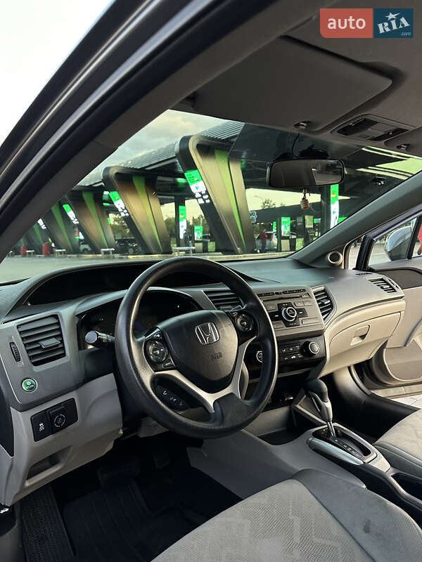 Купе Honda Civic 2011 в Киеве фото 7 Купе Honda Civic 2011 в Киеве