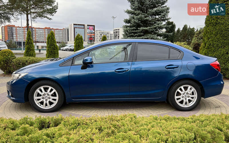 Седан Honda Civic 2011 в Львове фото 4 Седан Honda Civic 2011 в Львове