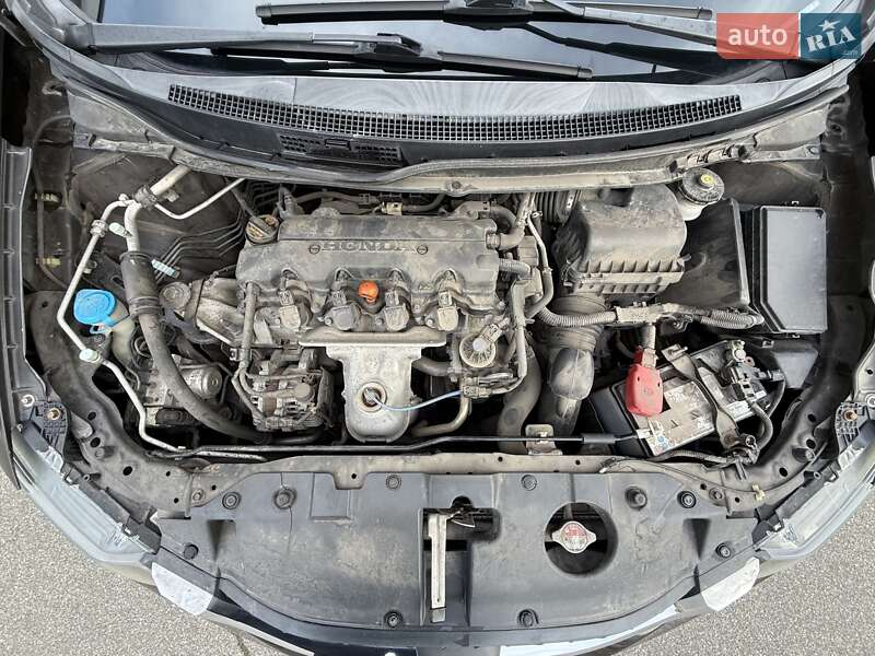 Седан Honda Civic 2014 в Киеве