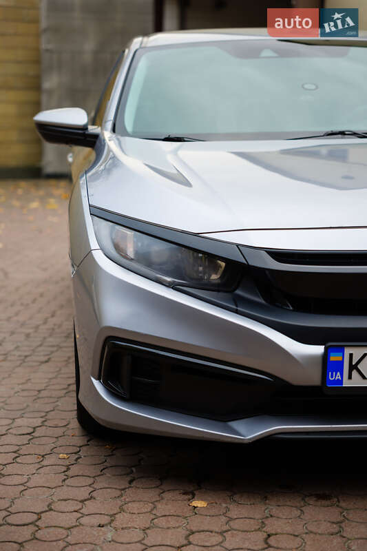 Седан Honda Civic 2020 в Киеве фото 19 Седан Honda Civic 2020 в Киеве