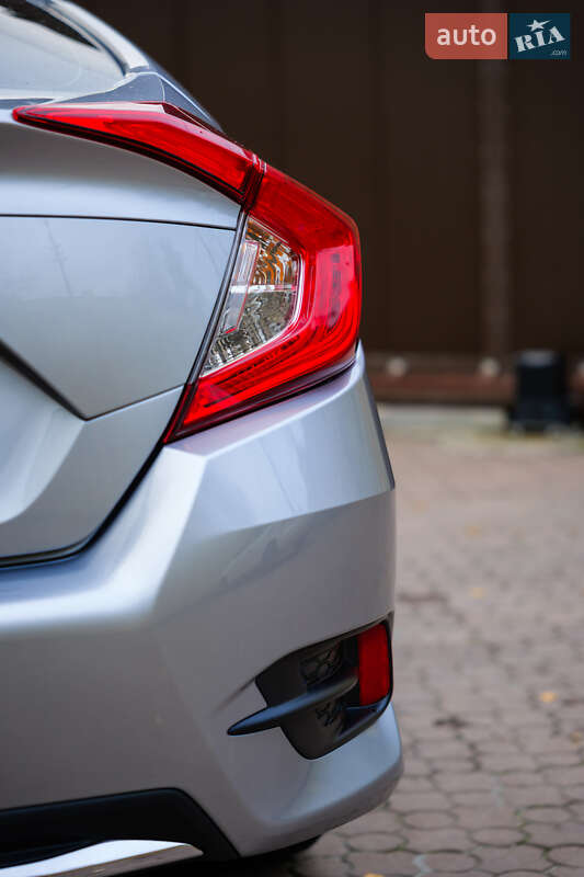 Седан Honda Civic 2020 в Киеве фото 36 Седан Honda Civic 2020 в Киеве